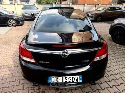 Opel Insignia 2.0 Turbo 4 porte Cosmo TETTO PANORAMICO Nero usata Sesto San Giovanni