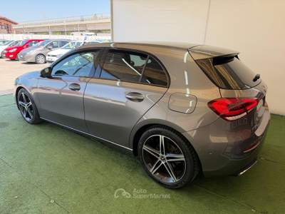 Mercedes-Benz Classe A MERCEDES CLASSE A 180d 1.5 DIESEL 116CV AUTOMATICA Grigio usata Giugliano