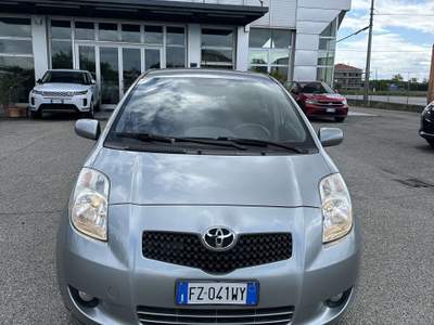 Toyota Yaris Toyota Yaris 1.3 5p GPL Grigio usata Rimini