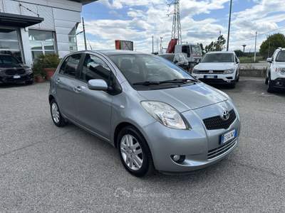 Toyota Yaris Toyota Yaris 1.3 5p GPL Grigio usata Rimini