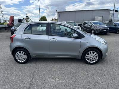 Toyota Yaris Toyota Yaris 1.3 5p GPL Grigio usata Rimini