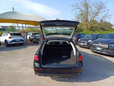 BMW Serie 5 518d BMW SERIE 5 518D BUSINESS MH48V TOURING AUTO STATION WAGON usata Pozzuoli