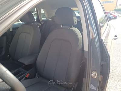 Audi Q3 AUDI Q3 35 TDI S TRONIC BUSINESS SUV usata Bari