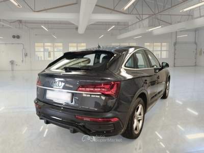 Audi Q5 AUDI Q5 SPORTBACK 35 TDI MHEV BUSINESS ADVANCED S TRONIC SUV usata Pozzuoli