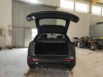 Audi Q5 AUDI Q5 SPORTBACK 35 TDI MHEV BUSINESS ADVANCED S TRONIC SUV usata Pozzuoli