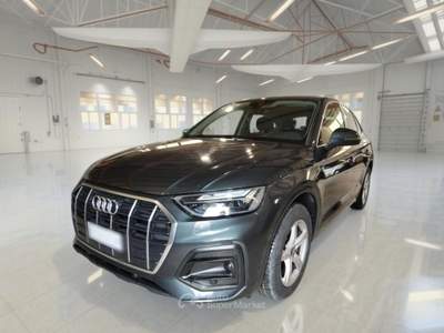 Audi Q5 AUDI Q5 SPORTBACK 35 TDI MHEV BUSINESS ADVANCED S TRONIC SUV usata Pozzuoli