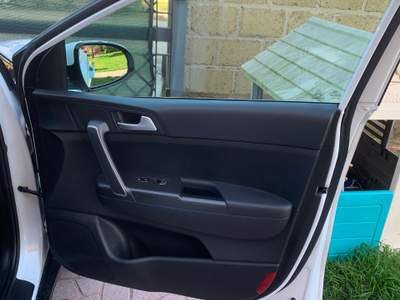 Kia Sportage Tenuta in box,non fumatore,in perfette condizioni Bianco usata Pomezia