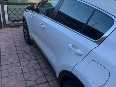 Kia Sportage Tenuta in box,non fumatore,in perfette condizioni Bianco usata Pomezia
