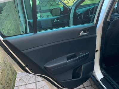 Kia Sportage Tenuta in box,non fumatore,in perfette condizioni Bianco usata Pomezia