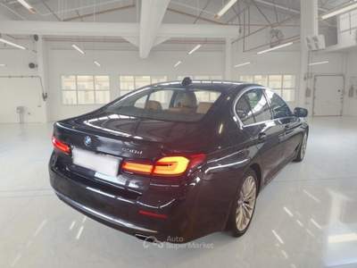 BMW Serie 5 530d BMW SERIE 5 530D XDRIVE 48V 183KW LUXURY AUTO 4 PORTE BERLINA usata Roma