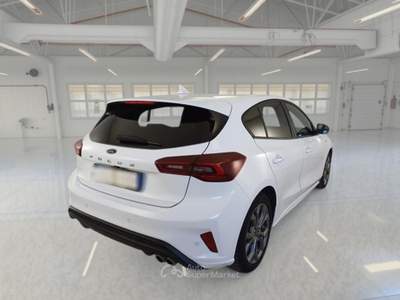 Ford Focus FORD FOCUS 1.5 ECOBLUE 115 CV ST-LINE AUTO 5 PORTE BERLINA usata Pozzuoli