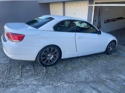 BMW Serie 3 325d Completamente revisionata , gommata nuova , Bianco usata Stra