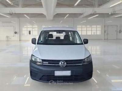 Volkswagen Caddy 2.0 TDI 122 CV N1 5POSTI 4Motion 4x4 - FB270KY Bianco usata Basiliano