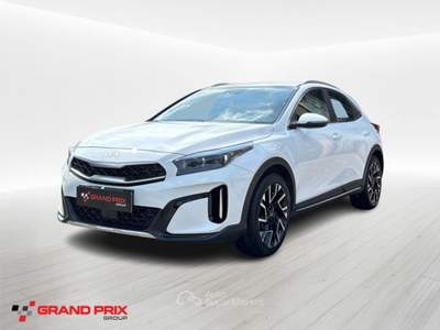 Kia XCeed 1.6 CRDi 136 CV MHEV iMT Business Bianco usata Castenaso