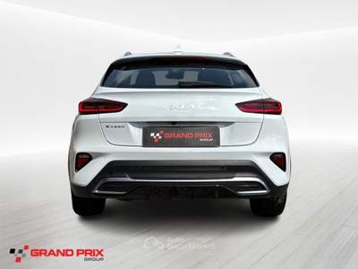 Kia XCeed 1.6 CRDi 136 CV MHEV iMT Business Bianco usata Castenaso