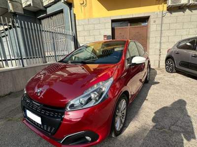 Peugeot 208 1° serie PureTech 82 5p. GPL Allure Lilla usata Afragola