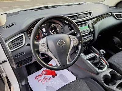 Nissan Qashqai Nissan qashqai 1.5 dci 110 cv Bianco usata Mirabella Eclano