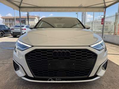 Audi A3 SPB 35 TDI S TRONIC S LINE EDITION - MY21 Bianco usata Qualiano