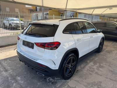 Mercedes-Benz GLA AUTOMATIC. PREMIUM AMG -MY23 Bianco usata Qualiano