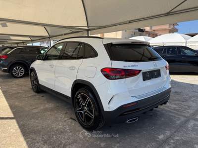 Mercedes-Benz GLA AUTOMATIC. PREMIUM AMG -MY23 Bianco usata Qualiano