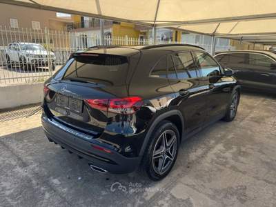 Mercedes-Benz GLA AUTOMATIC. PREMIUM AMG Nero usata Qualiano