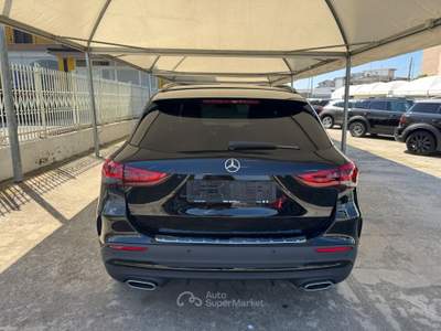 Mercedes-Benz GLA AUTOMATIC. PREMIUM AMG Nero usata Qualiano