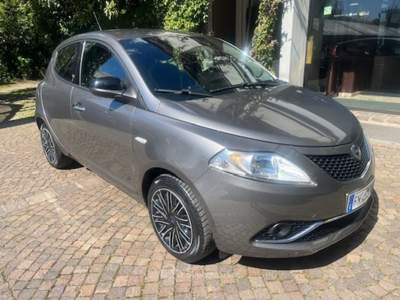 Lancia Ypsilon 1.2 5 Porte Euro 6b Grigio usata ROSà
