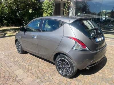Lancia Ypsilon 1.2 5 Porte Euro 6b Grigio usata ROSà