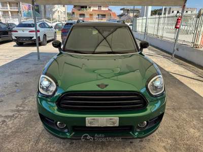MINI Cooper D COUNTRYMAN AUT. - MY19 Oro usata Qualiano