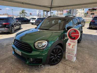 MINI Cooper D COUNTRYMAN AUT. - MY19 Oro usata Qualiano