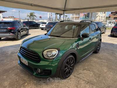MINI Cooper D COUNTRYMAN AUT. - MY19 Oro usata Qualiano