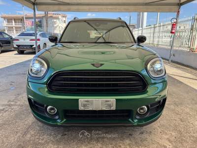 MINI Cooper D COUNTRYMAN AUT. - MY19 Oro usata Qualiano