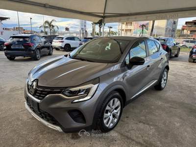 Renault Captur CAPTURE Blue dCi INTENS - MY21 Grigio usata Qualiano