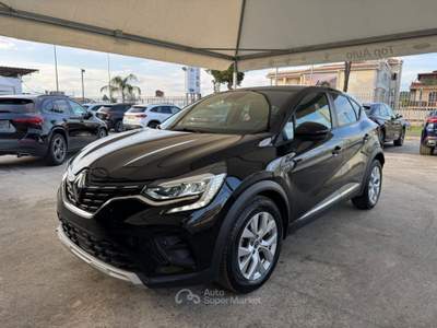 Renault Captur CAPTURE dCi 115 CV AUTOMATIC. INTENS Nero usata Qualiano