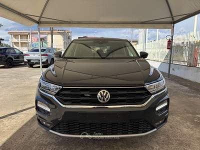 Volkswagen T-Roc SCR 150 CV DSG ADVANCED Grigio usata Qualiano