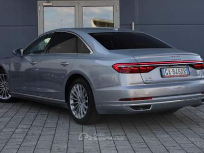 Audi A8 55 TFSI 3.0 quattro tiptronic Argento usata Caorso
