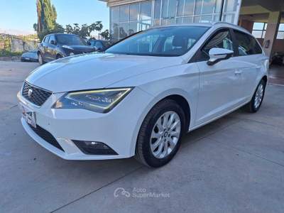 Seat Leon seat leon st 1.6 tdi 105 cv Bianco usata Mirabella Eclano
