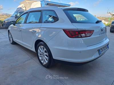 Seat Leon seat leon st 1.6 tdi 105 cv Bianco usata Mirabella Eclano