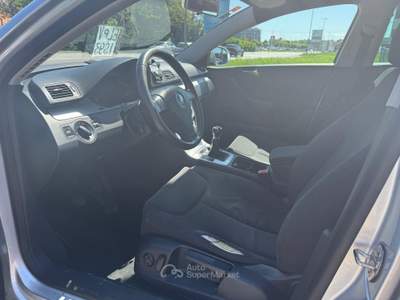 Volkswagen Passat METANO Argento usata Ferrara
