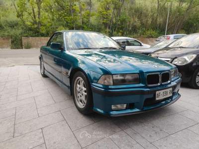 BMW Serie 3 328i Cabrio E36–Manuale––STORICA Verde usata Cappelle sul Tavo