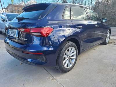 Audi A3 aidi a 3 30 1.6 tdi  116 cv Blu/Azzurro usata Mirabella Eclano