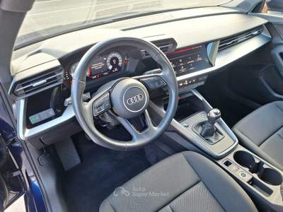 Audi A3 aidi a 3 30 1.6 tdi  116 cv Blu/Azzurro usata Mirabella Eclano