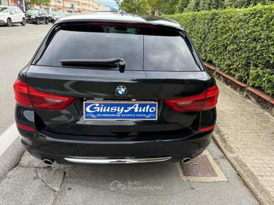 BMW Serie 5 525d d Touring Luxury Blu/Azzurro usata Pieve a Nievole