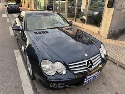 Mercedes-Benz SL cat Blu/Azzurro usata Pieve a Nievole