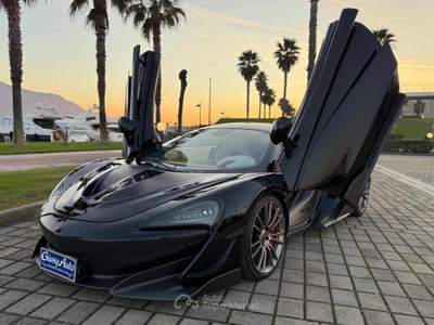 McLaren 570GT ALLESTIMENTO  600 LT Nero usata Pieve a Nievole