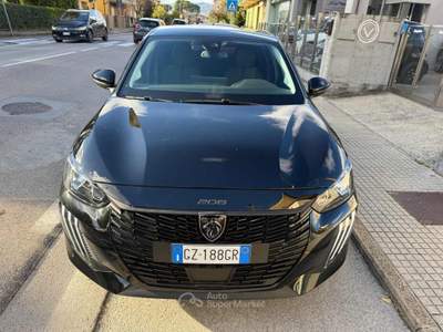 Peugeot 208 PureTech 100 Stop&Start 5 porte Allure Nero usata Pieve a Nievole