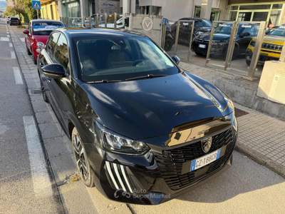 Peugeot 208 PureTech 100 Stop&Start 5 porte Allure Nero usata Pieve a Nievole