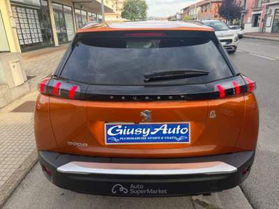 Peugeot 2008 PureTech 130 S&S EAT8 Allure Pack Arancione usata Pieve a Nievole