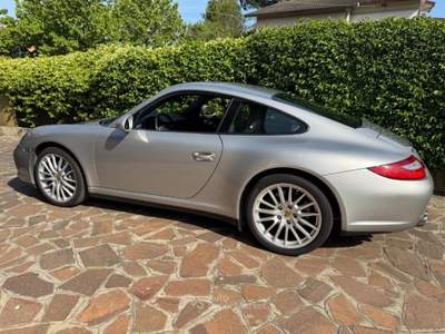 Porsche 911 Carrera 4 Coupé MANUAL GEAR Argento usata San Miniato