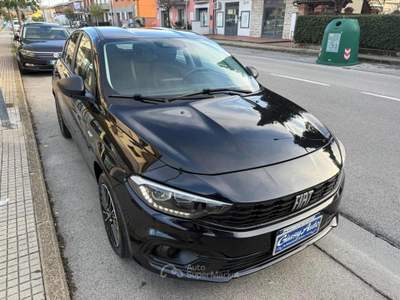 Fiat Tipo 1.0 5 porte Nero usata Pieve a Nievole